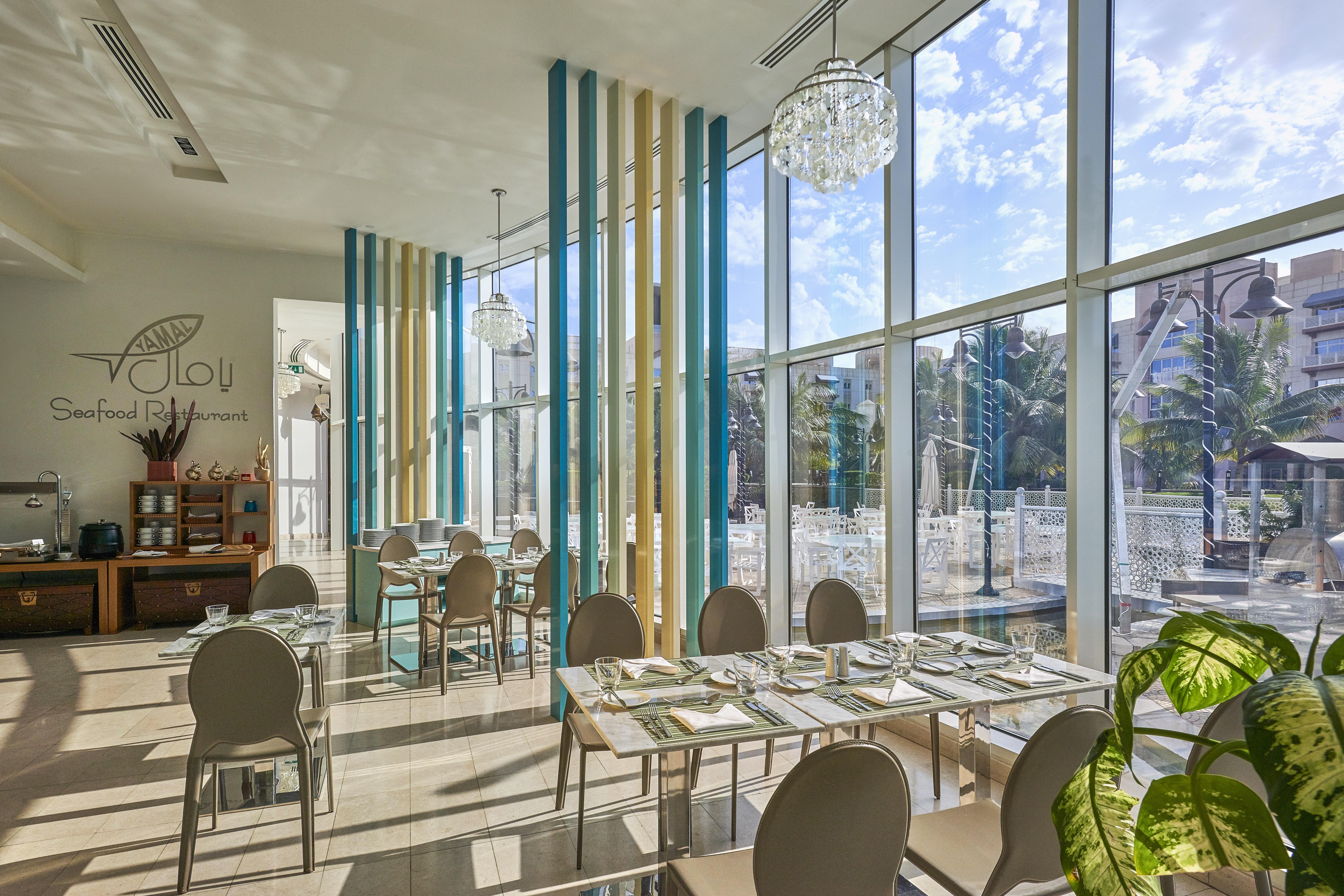 Gardens Managed By Safir & 4*