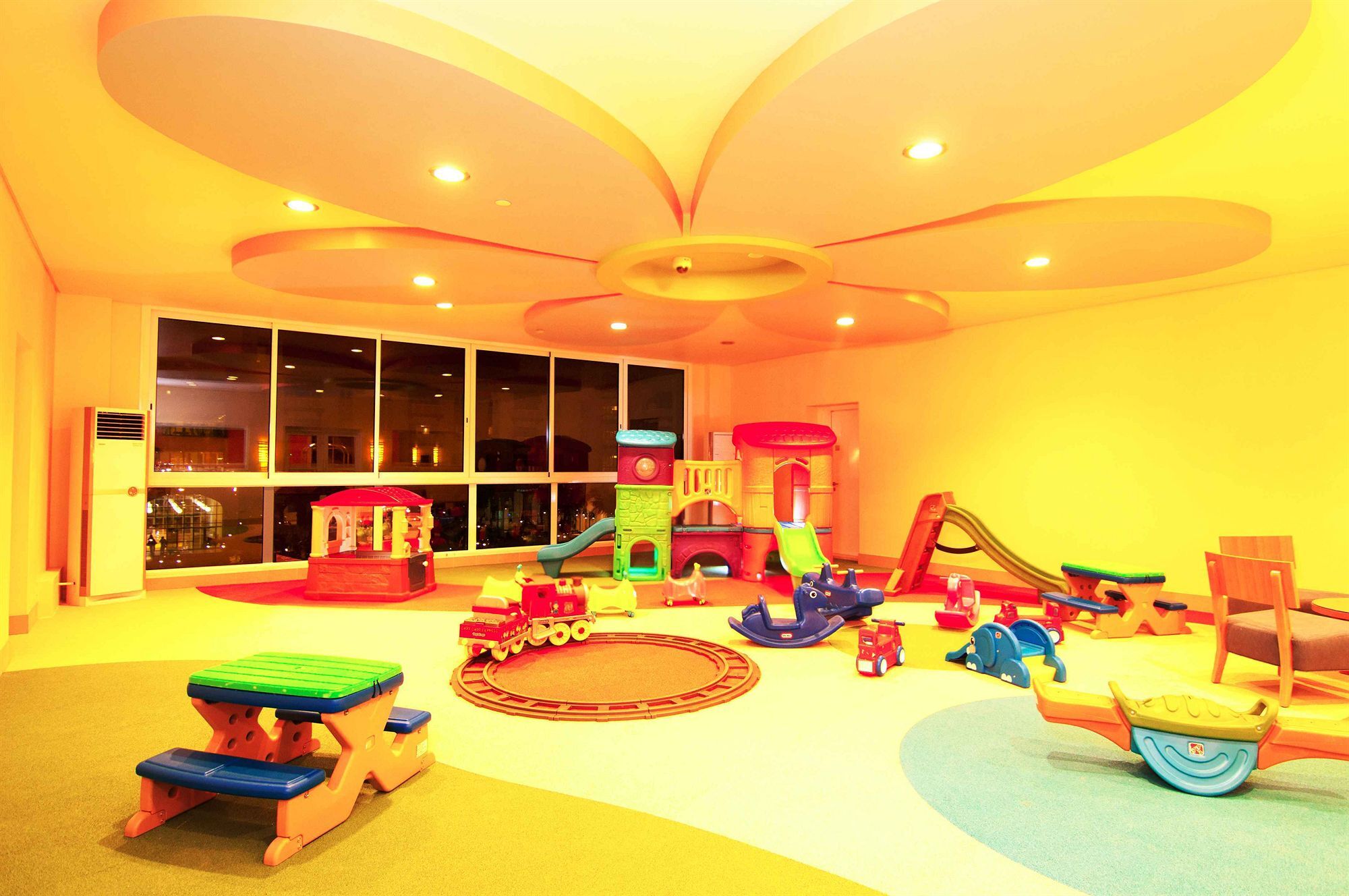 Hotel Gardens Managed By Safir &